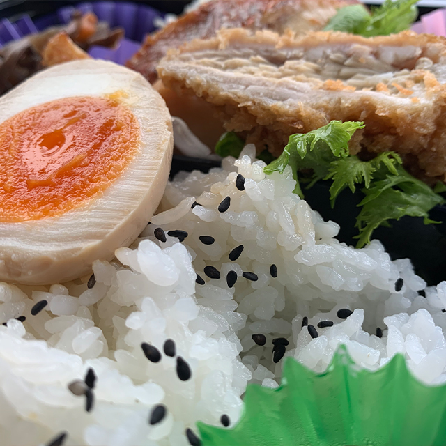 かこべん 山形県鶴岡市に2店舗ある持ち帰り専門の弁当屋 ホーム